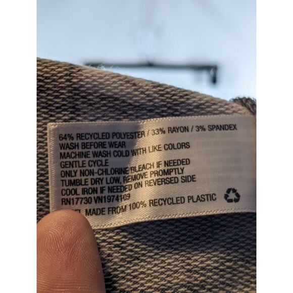 French Terry Short Butterfly Print Ruffle Art Class Charcoal Gray S 6/6X Relaxed - Picture 4 of 6